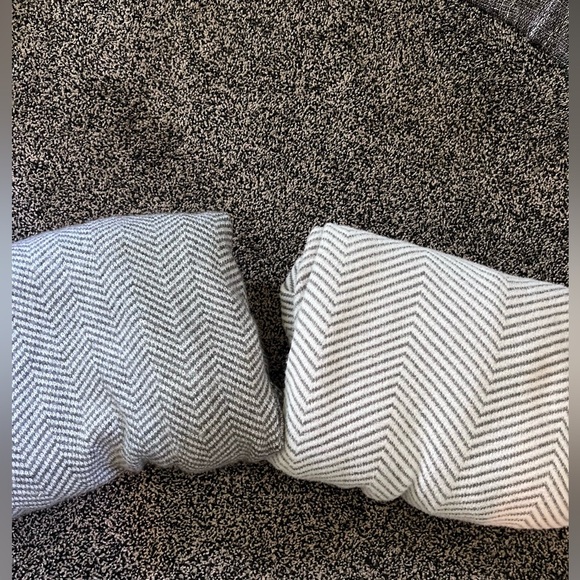 Abercrombie & Fitch Long Cardigan Sweater - Picture 5 of 9